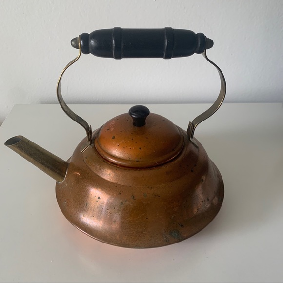 Vintage Copper Tea Kettle / Teapot - Picture 11 of 11